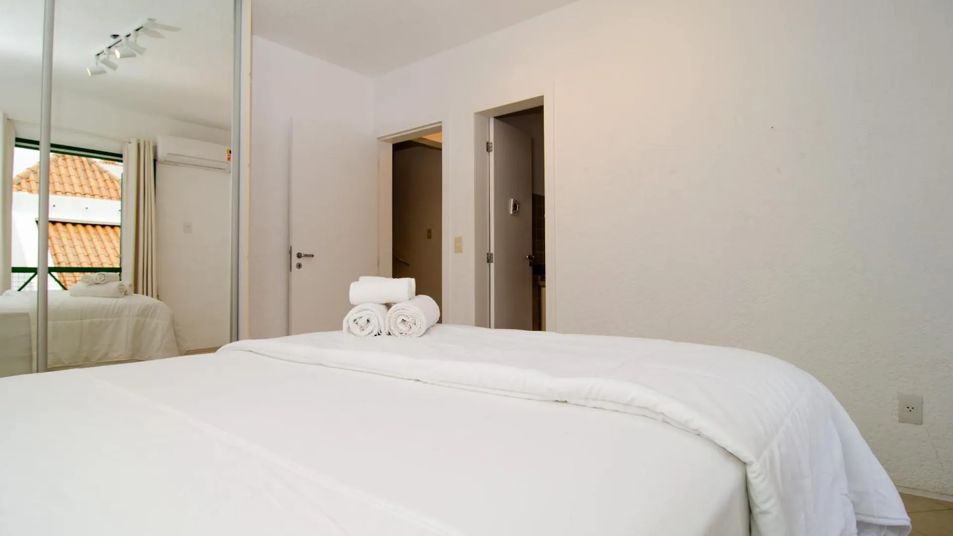 Duplex Vista Mar Na Praia Brava Yf7387 Florianopolis