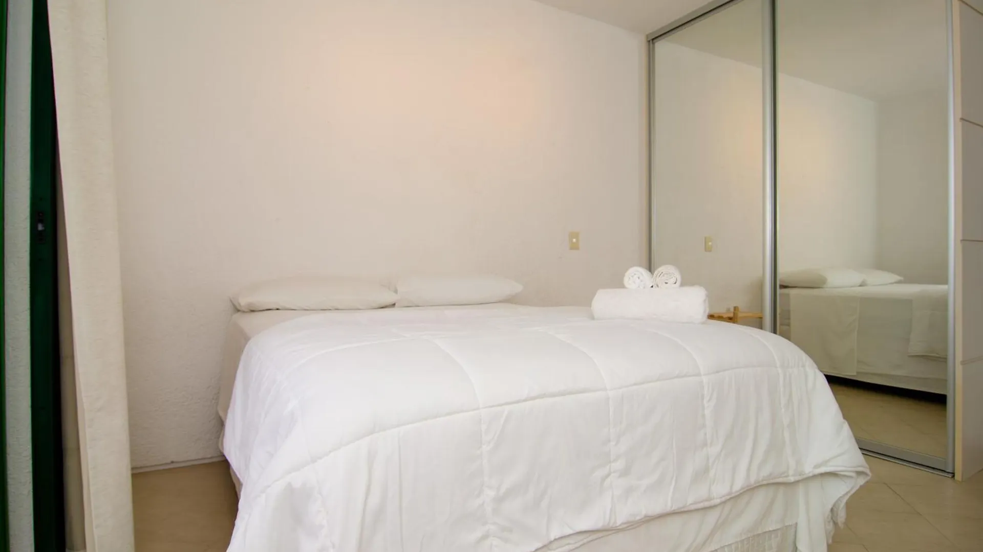 Apartment Duplex Vista Mar Na Praia Brava Yf7387 Florianopolis