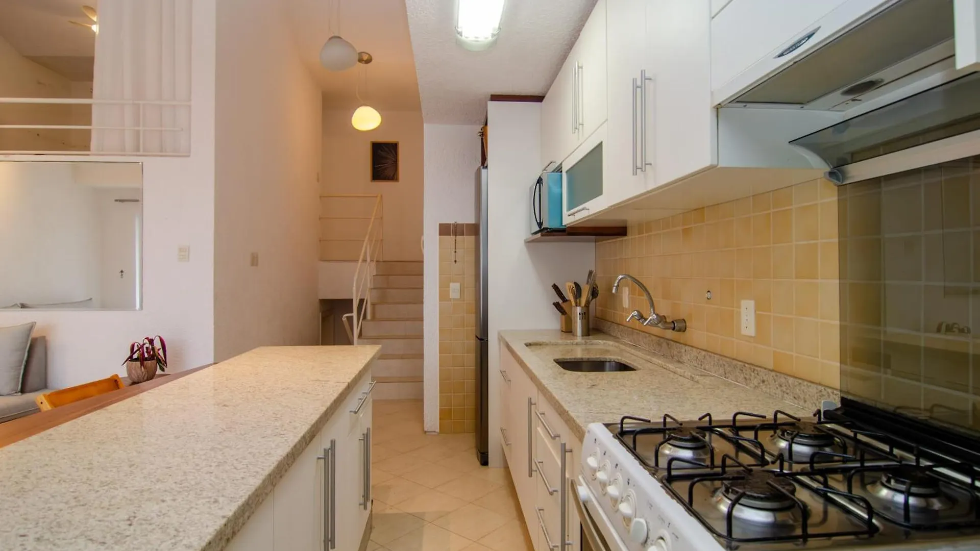 Duplex Vista Mar Na Praia Brava Yf7387 Florianopolis 0*,  Brazil